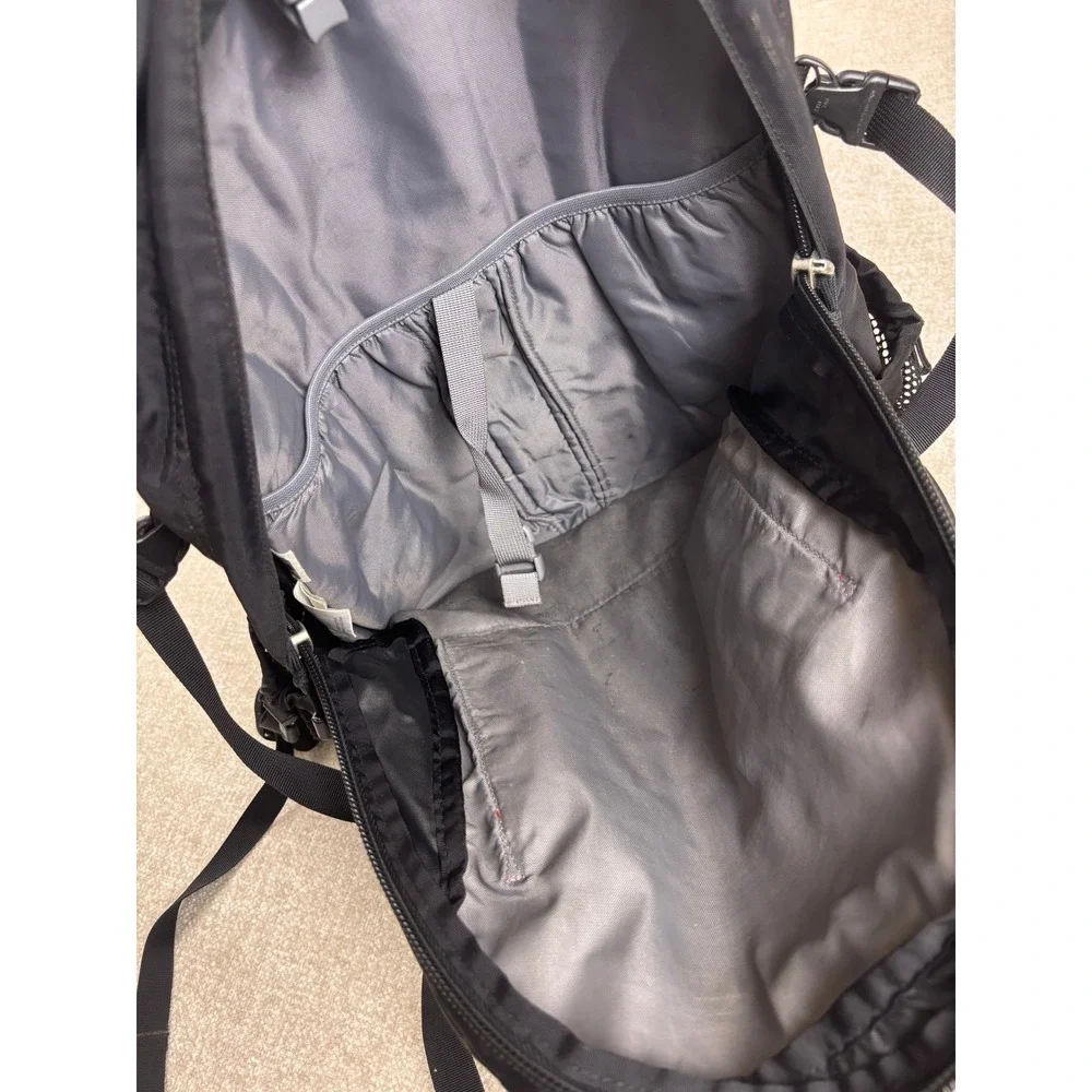 The North Face Borealis Backpack Black Laptop Compartment Hiking Daypack Mens